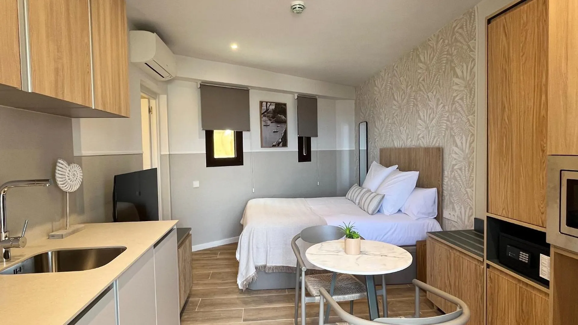 Aparthotel Feelathome Vil-La Romana Tossa de Mar