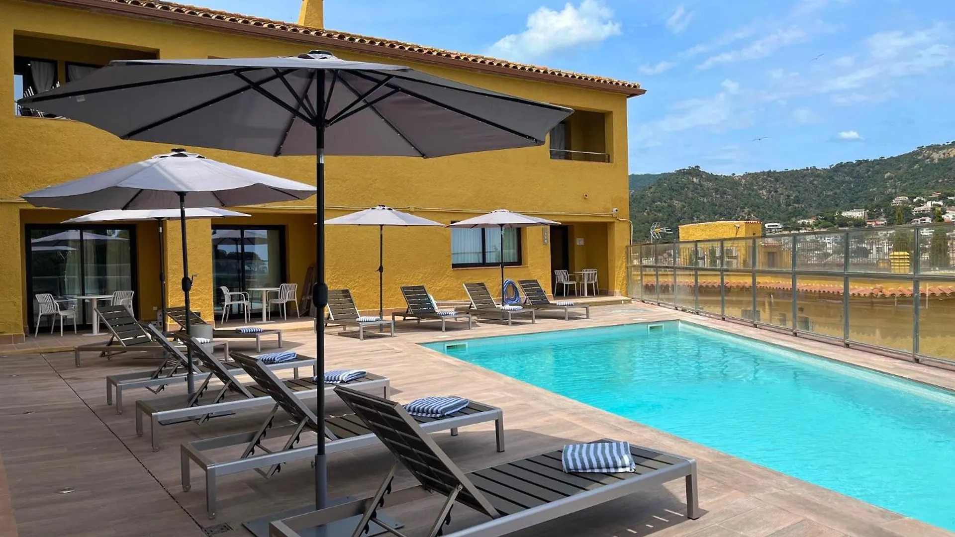 Aparthotel Feelathome Vil-La Romana Tossa de Mar